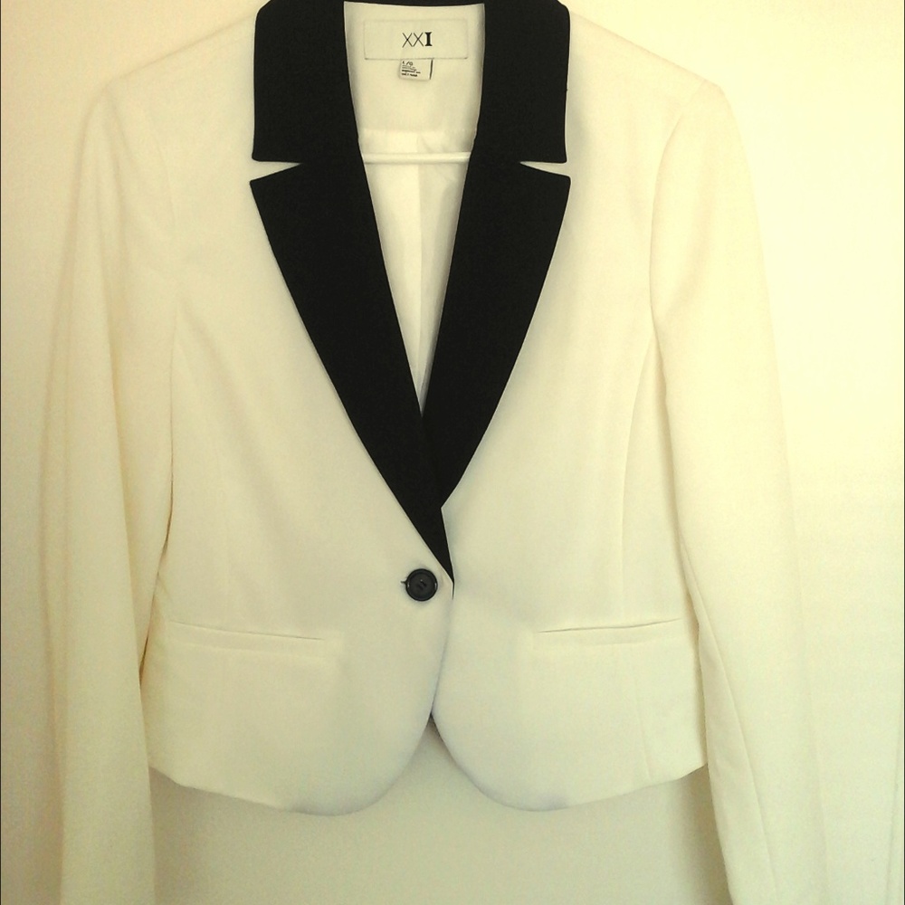 Tuxedo Blazer